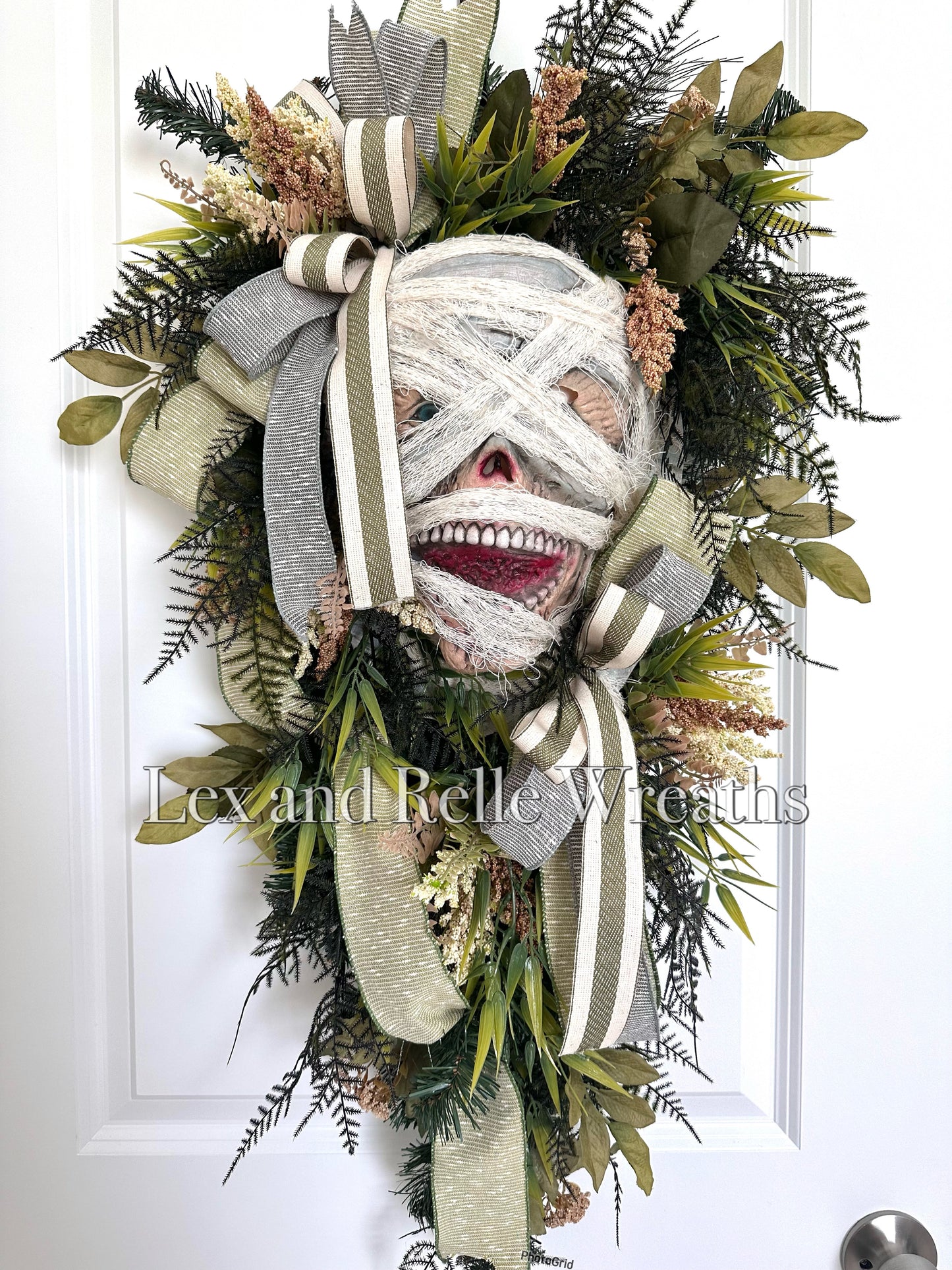 Scary Mummy Halloween Wreath Swag