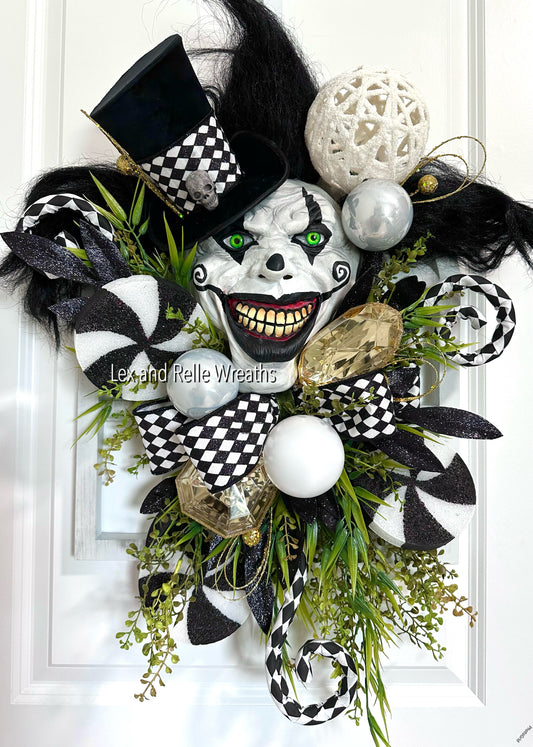 Scary Black and White Clown Joker Smile Wreath